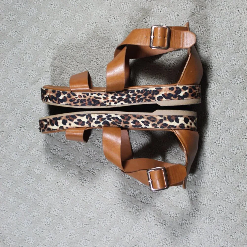 Bamboo Size 6 Cognac Leopard Print 1